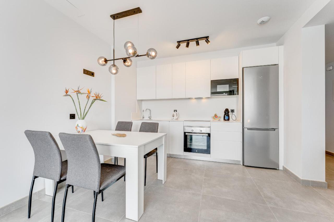 Modern New Apartment Las Terrazas De Costa Adeje. Heated Pool, Big Terrace And Private Parking Екстер'єр фото