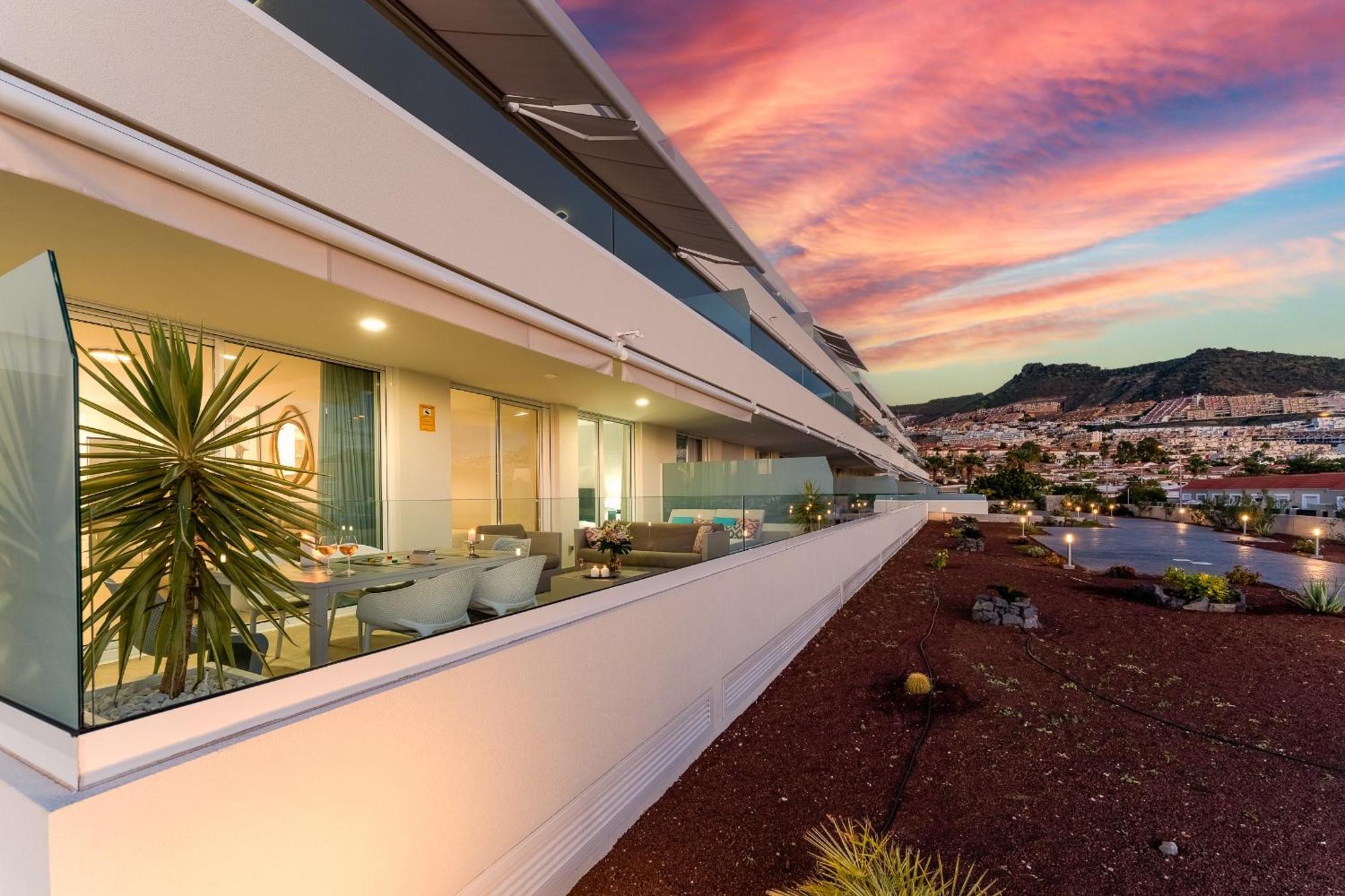Modern New Apartment Las Terrazas De Costa Adeje. Heated Pool, Big Terrace And Private Parking Екстер'єр фото